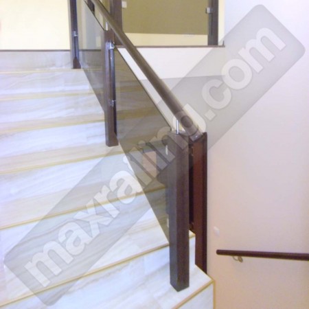 Иноксови парапети